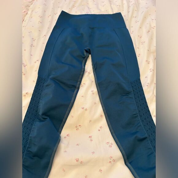 Fabletics Women's Blue Leggings Small NWT - Picture 4 of 7